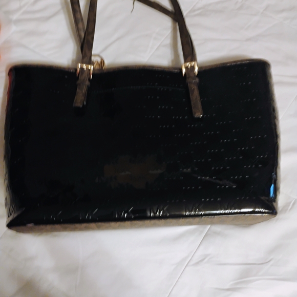 Michael Kors Black Tote Bag - Picture 3 of 4